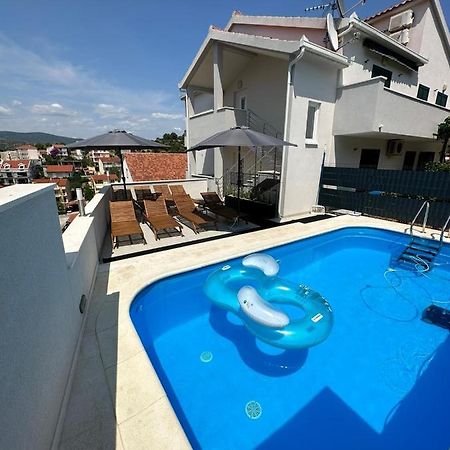 Villa Milena-With A Pool Τρογκίρ Εξωτερικό φωτογραφία