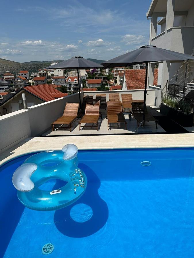 Villa Milena-With A Pool Τρογκίρ Εξωτερικό φωτογραφία